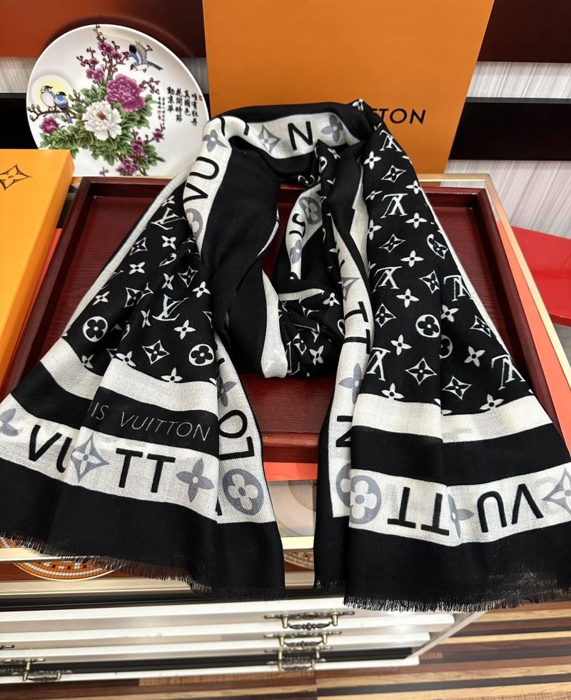 Louis Vuitton Scarf